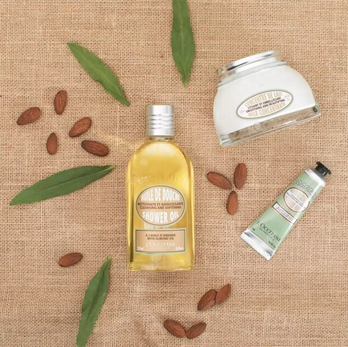 Muchas marcas tienen aceite, jabon y crema de almendras. Tendrás una piel envidiable