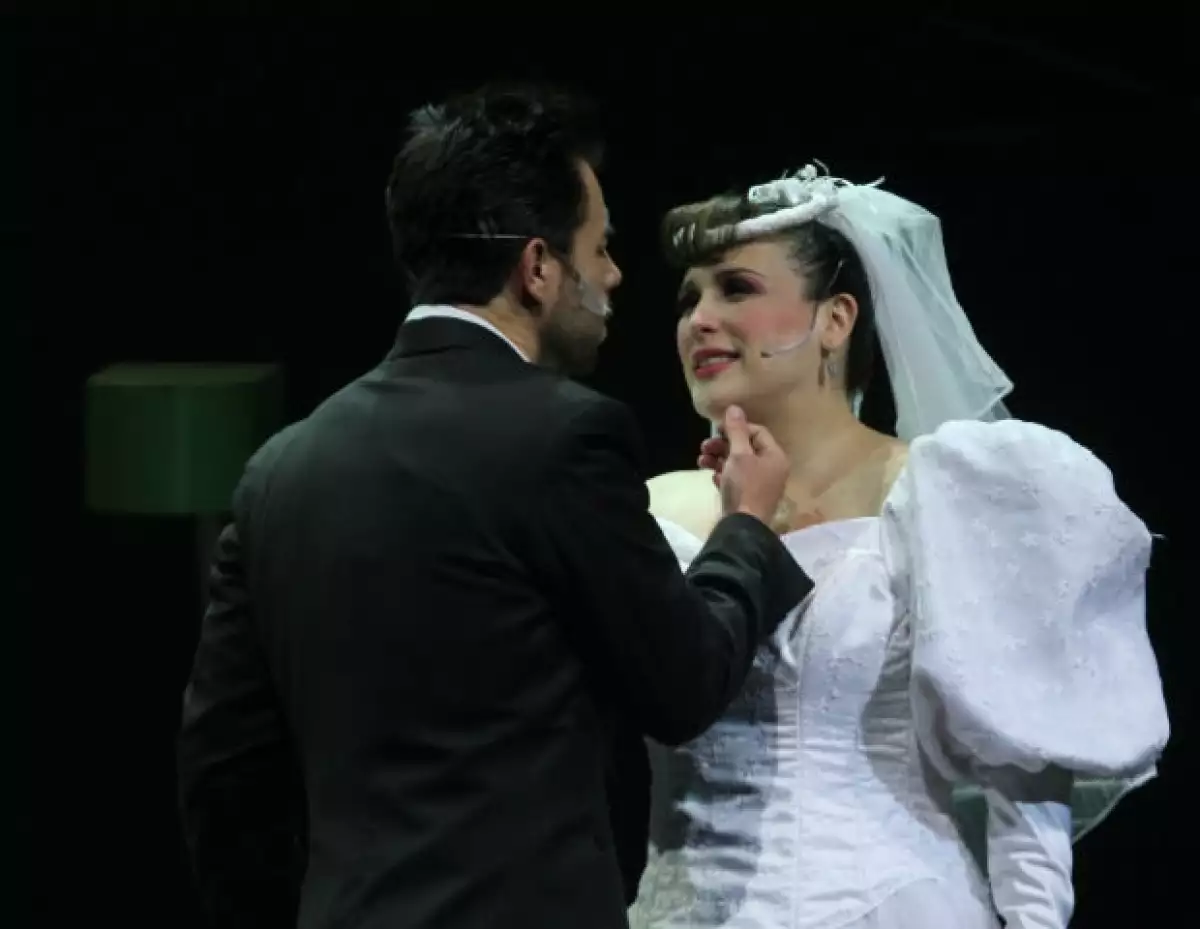 La actriz se despidió la noche del viernes del musical “Mentiras” para dedicarse a la llegada de su segundo hijo.