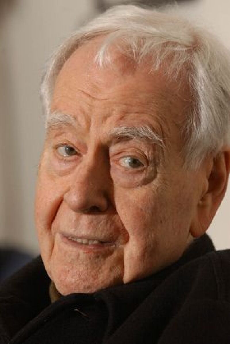 La carrera de dramaturgo y guionista abarcó más de medio siglo y le redituó dos premios de la Academia de Artes y Ciencias cinematográficas, así como el Pullitzer de 1995.