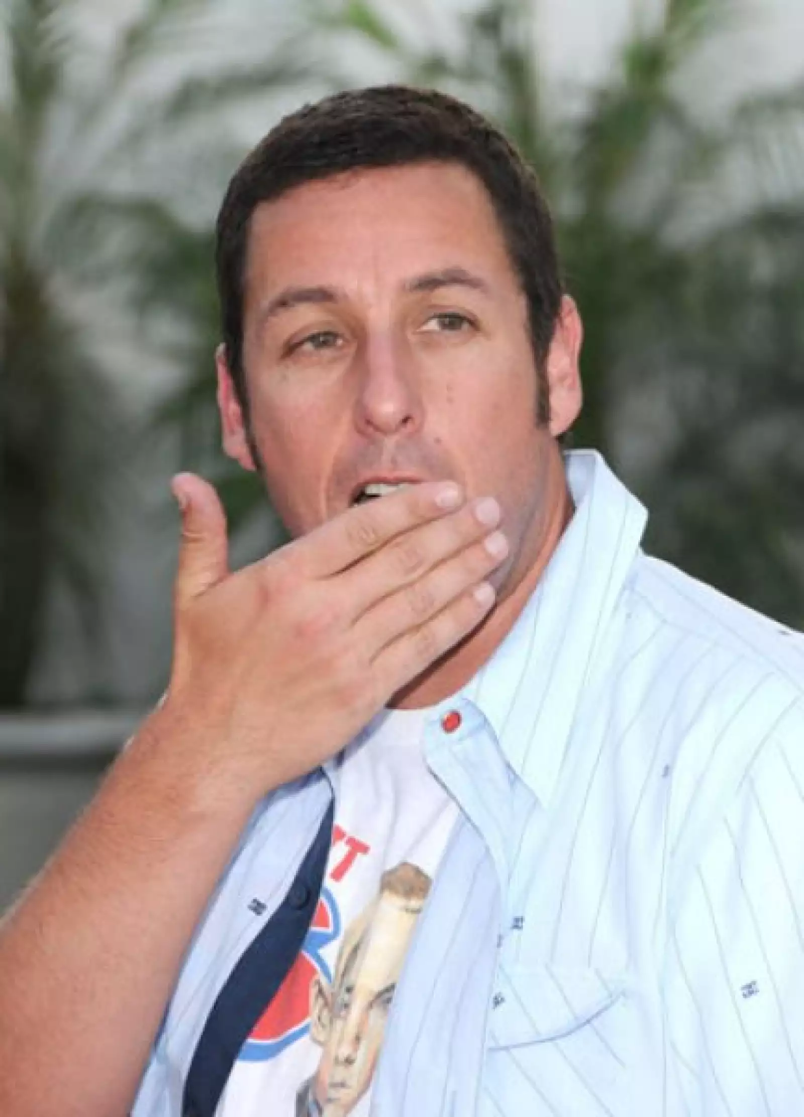 Adam Sandler sumó 40 millones dólares para quedar en la cuarta posición. Además de cobrar 15 mdd por actuar, gana como productor.