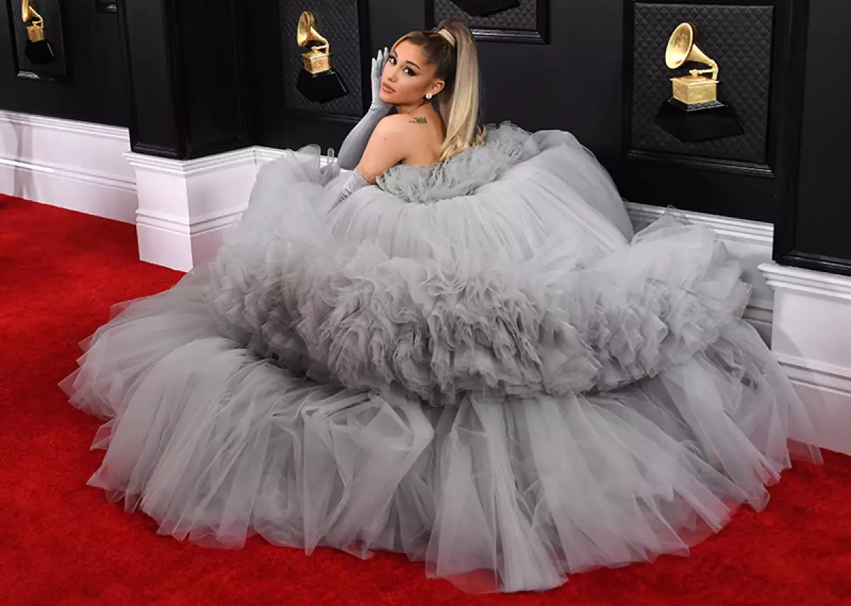 ariana grande icono estilo