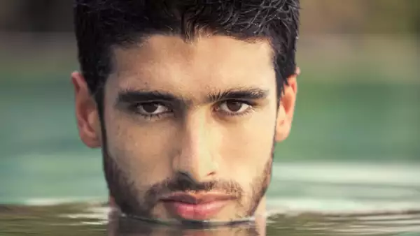 Subimos la temperatura con nuestros 12 Hombres Más Sexys desde Acapulco platicando sobre fantasías, intimidad y pura sexytud. Esto nos contestó Gabriel Rojo de la Vega.