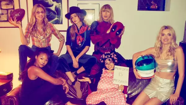 Taylor y su squad en Halloween