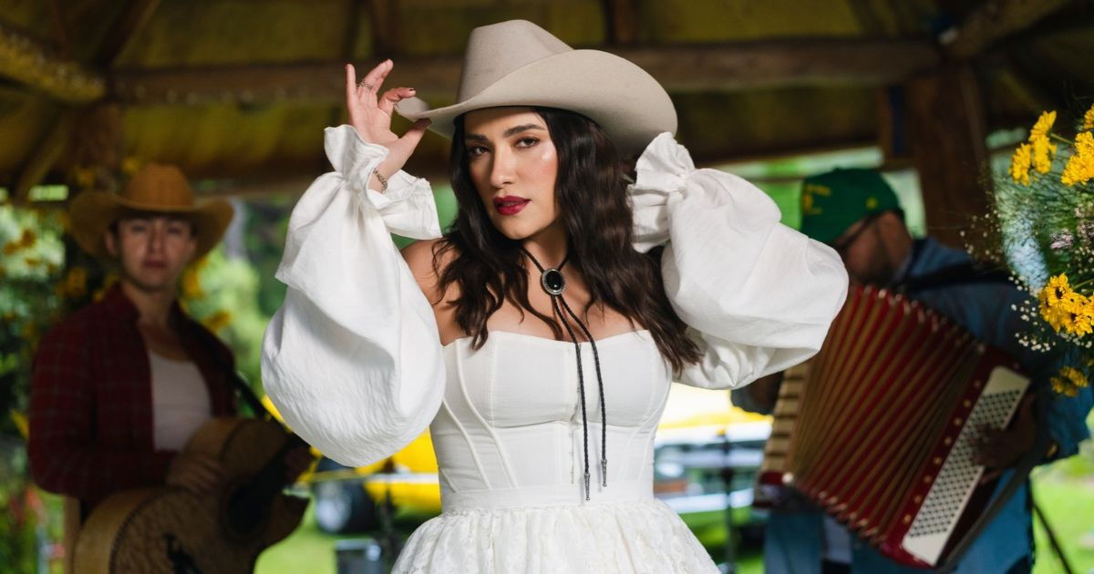 Ale Zéguer vuelve a sus raíces con ‘De Ida y Vuelta’, sin renunciar a su esencia pop