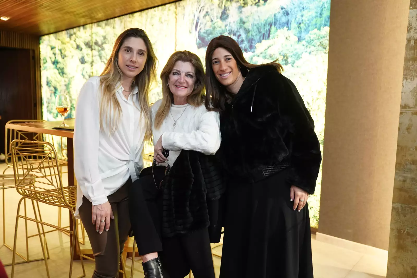 Ari, Luly y Rivka Hanono