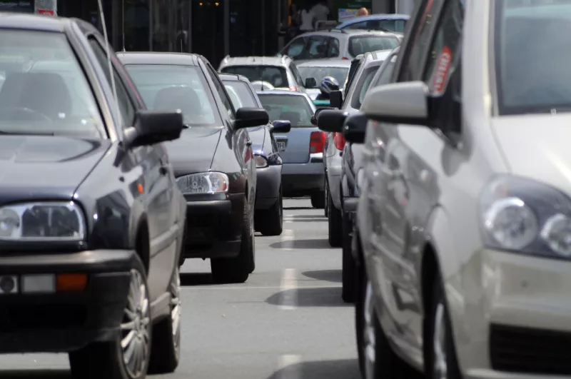 Hoy no circula del 25 de diciembre 2025: ¿se suspende o qué carros no pueden salir en Navidad?