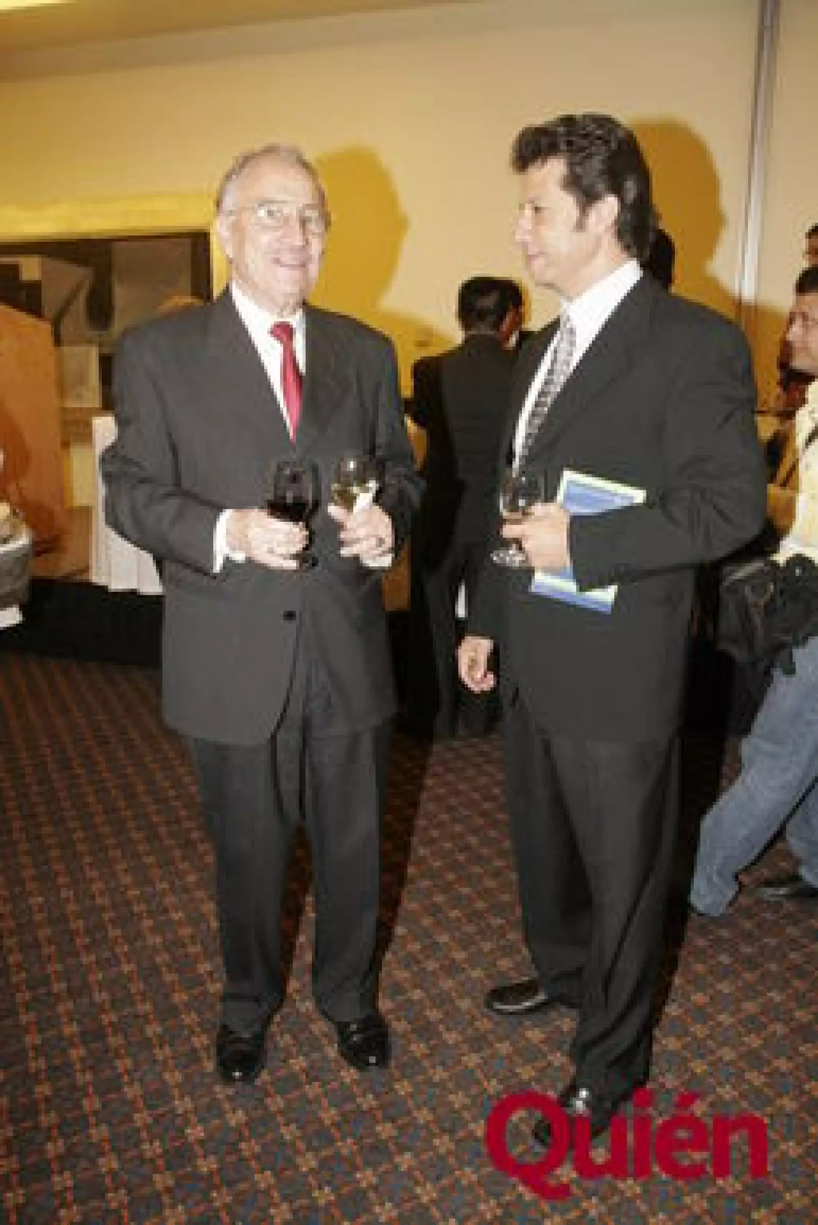Pedro Velázco, Gustavo Solórzano