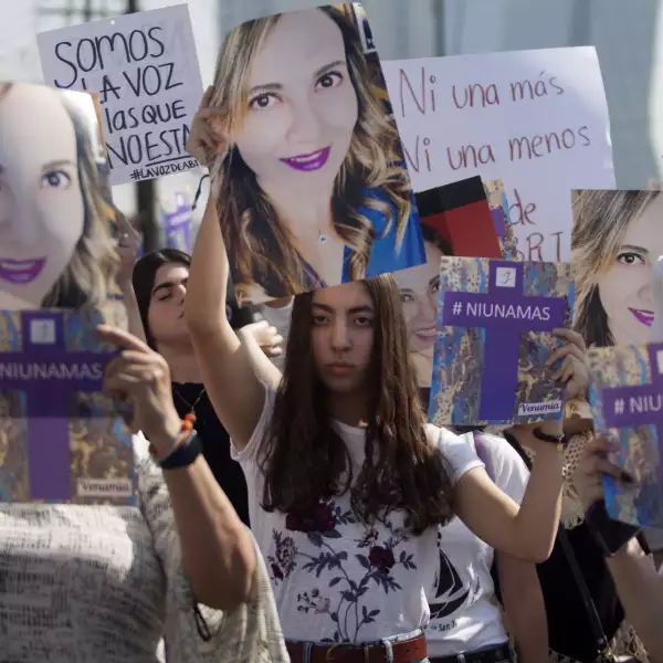 abril marcha NL