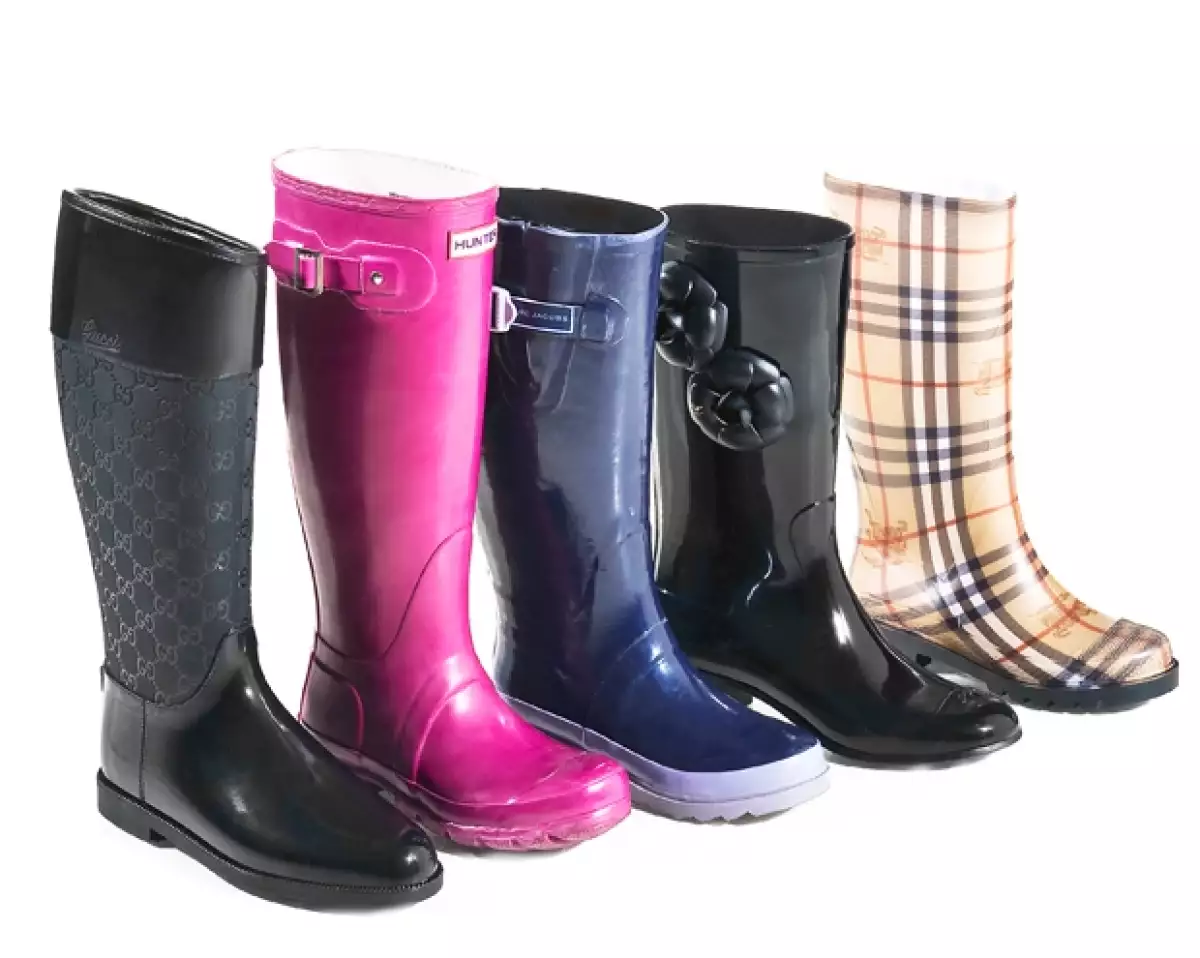 El mal clima no implica dejar atrás el estilo. Te presentamos algunas opciones que te ayudarán a lograr el look perfecto en esta nublada época.