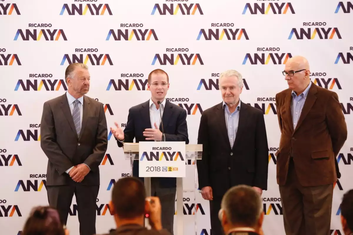 Anaya suma apoyos