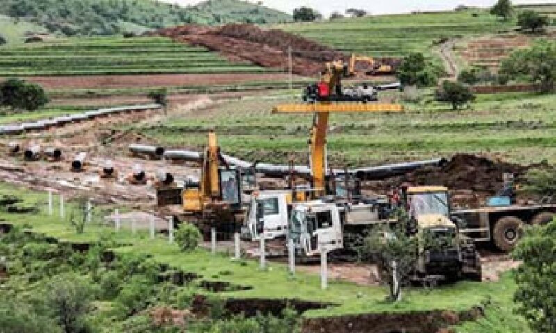 Las obras del gasoducto Morelos en el lado de Puebla avanzan con problemas. Es una inversión de casi 200 millones de dólares. (Foto: Edgar Córdova / Expansión)
