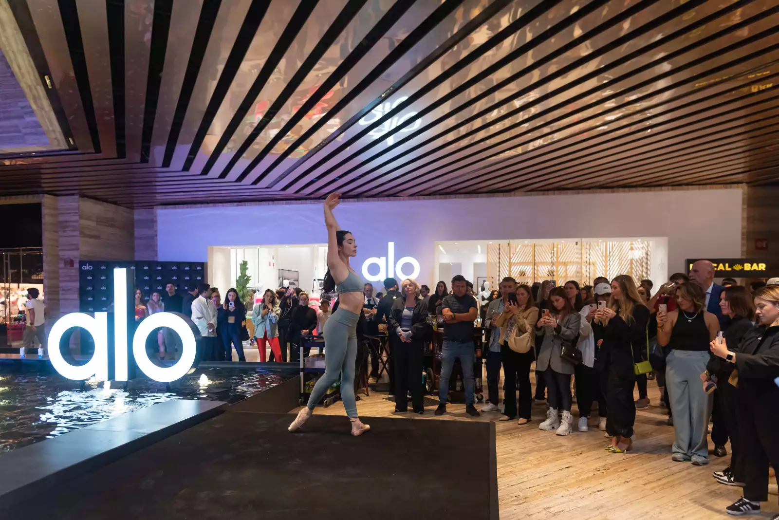 Inauguración Alo