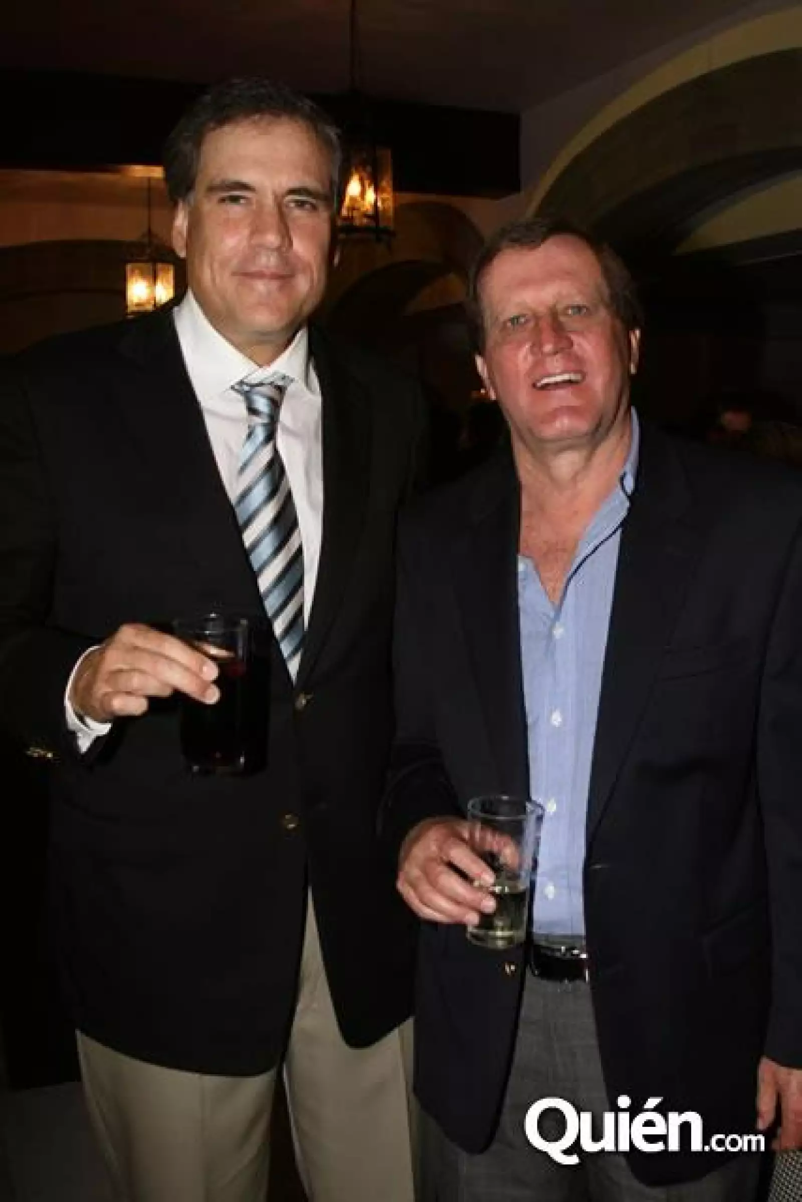 Subasta Nosotros Por los Niños con Cáncer