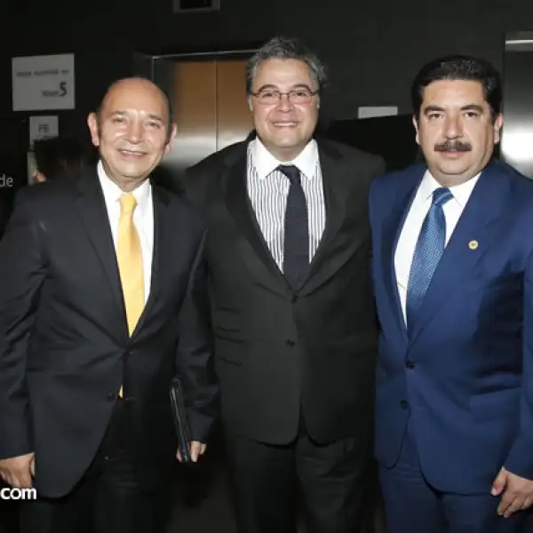 Fernando García,Martín Olavarrieta,Juan De Dios Barba