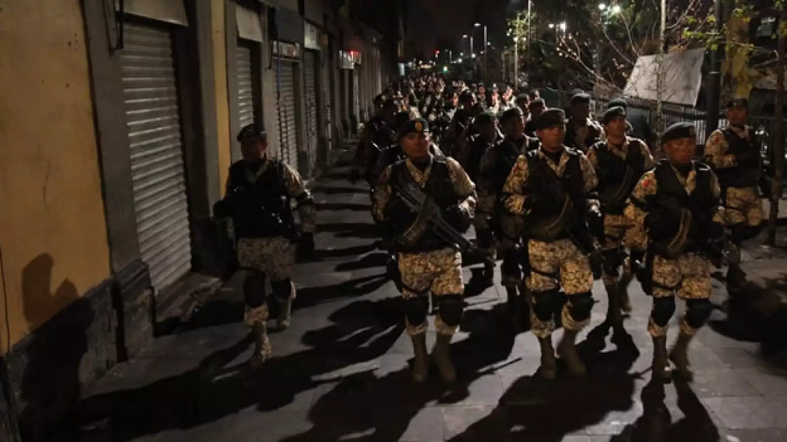 desfile_militar_cinco