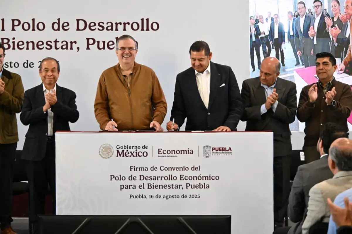 Ebrard-Puebla.jpg