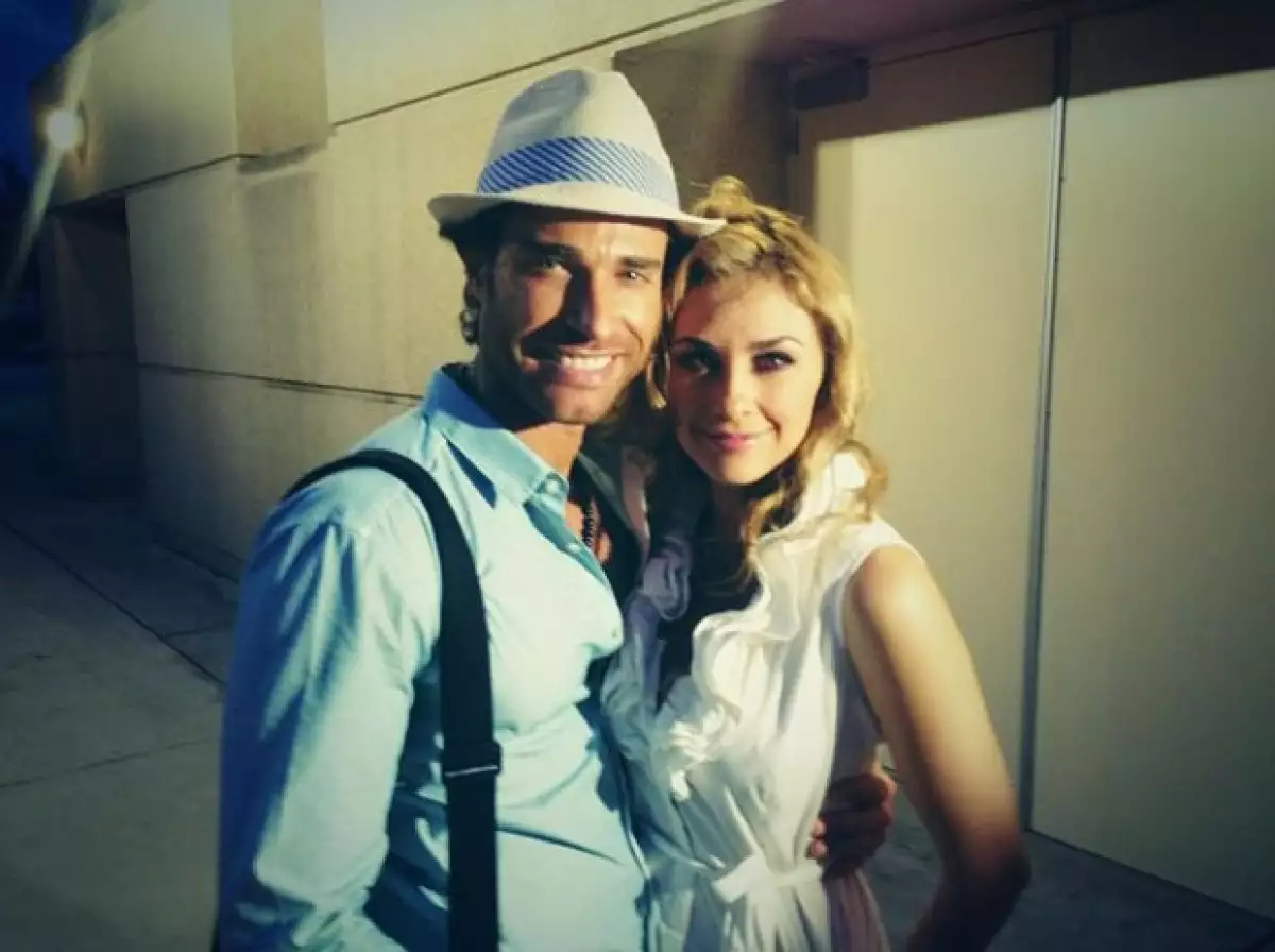 Aquí un recuento de los amores que los actores tuvieron antes de iniciar una romántica relación hace unos meses, luego de protagonizar juntos "Lo que la vida me robó".