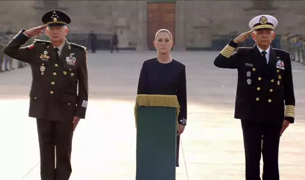 Izamiento-bandera (2).jpeg