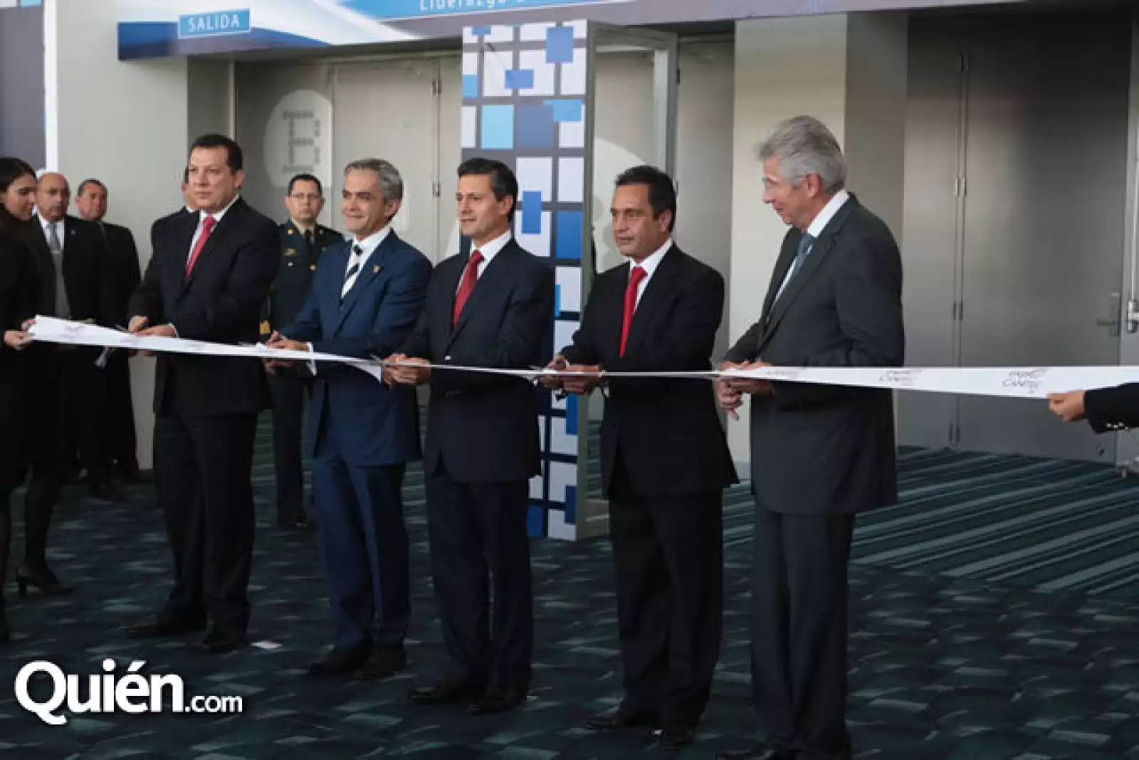 Miguel Ángel Mancera, Enrique Peña Nieto, Alejandro Puentes y Gerardo Ruiz Esparza