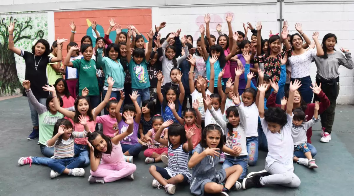 Ayuda y Solidaridad con las Niñas de la Calle