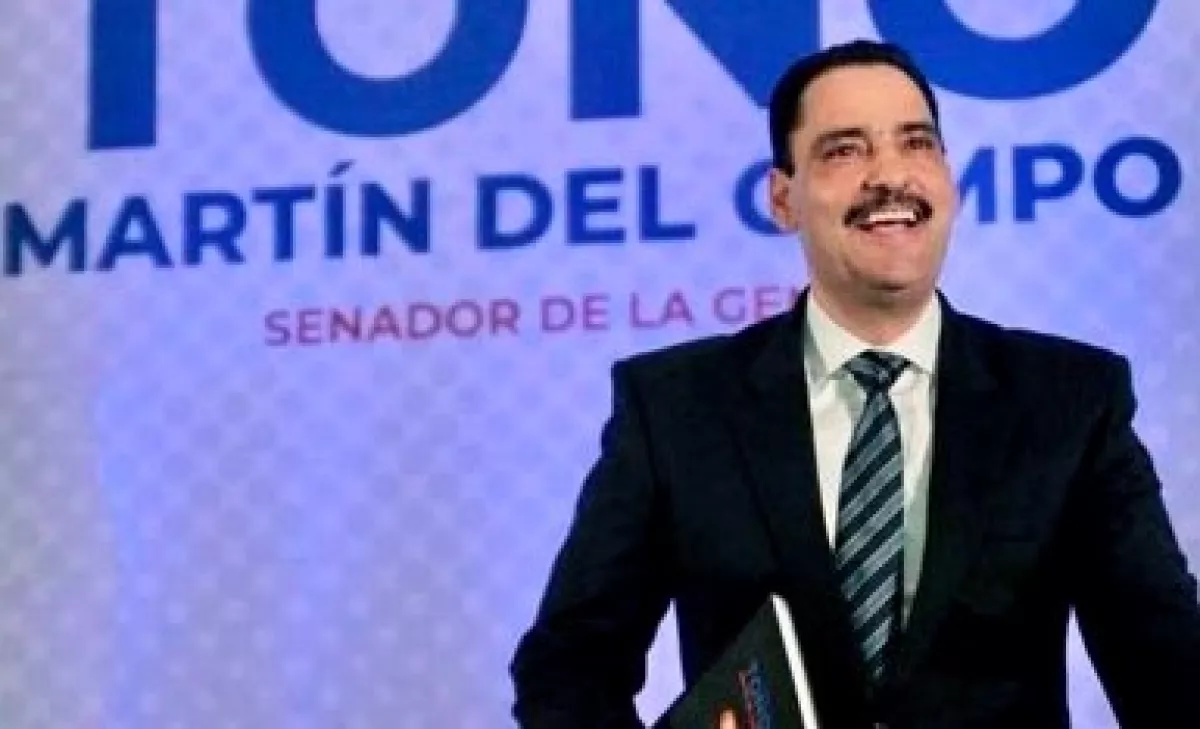 Encuestas favorecen a Martín del Campo