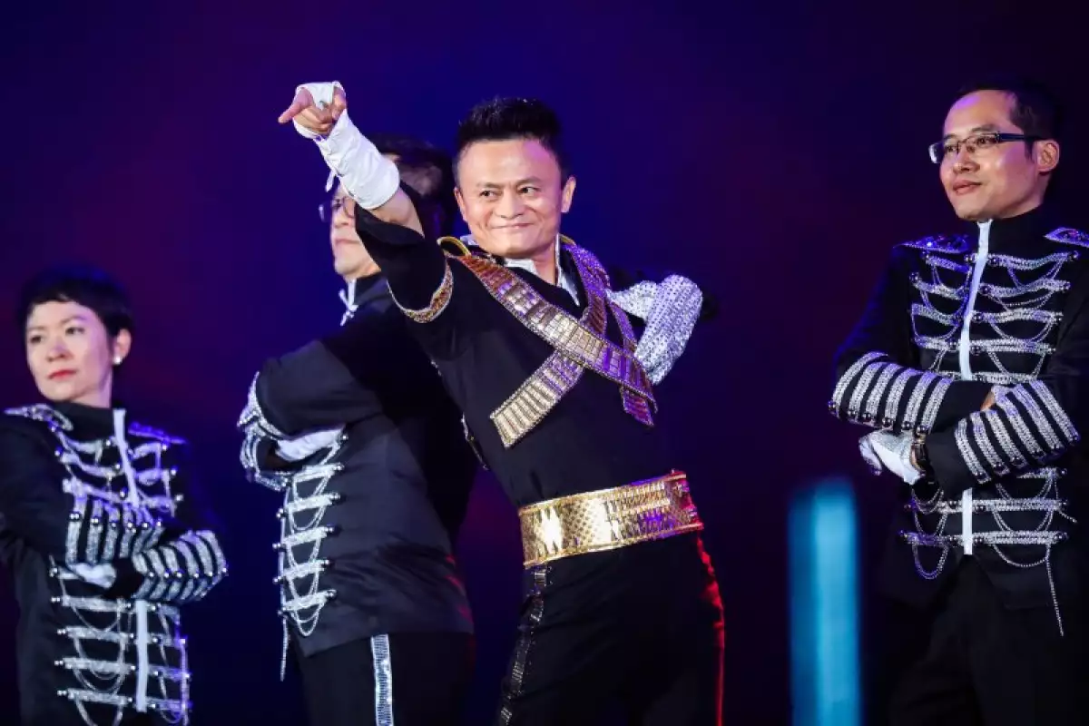 jack ma STR AFP.jpg