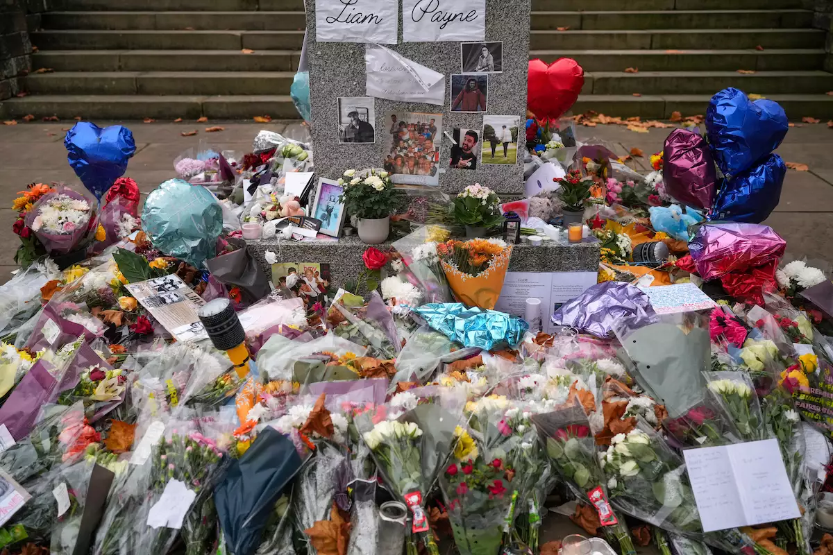 Liam Payne Fans Petition For Permanent Memorial In Wolverhampton
