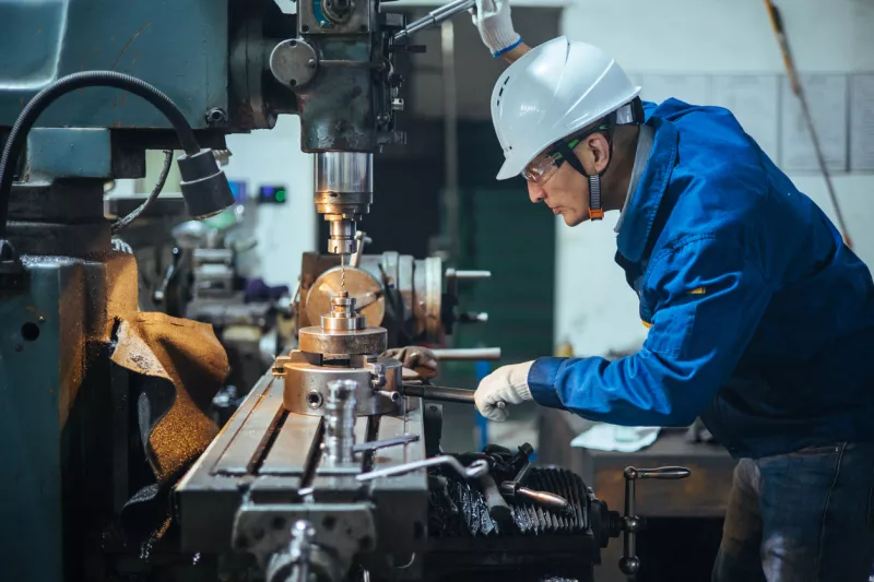 Empresas de automotrices y de electrodomésticos no esperaron al T-MEC: ya buscan proveedores en México  