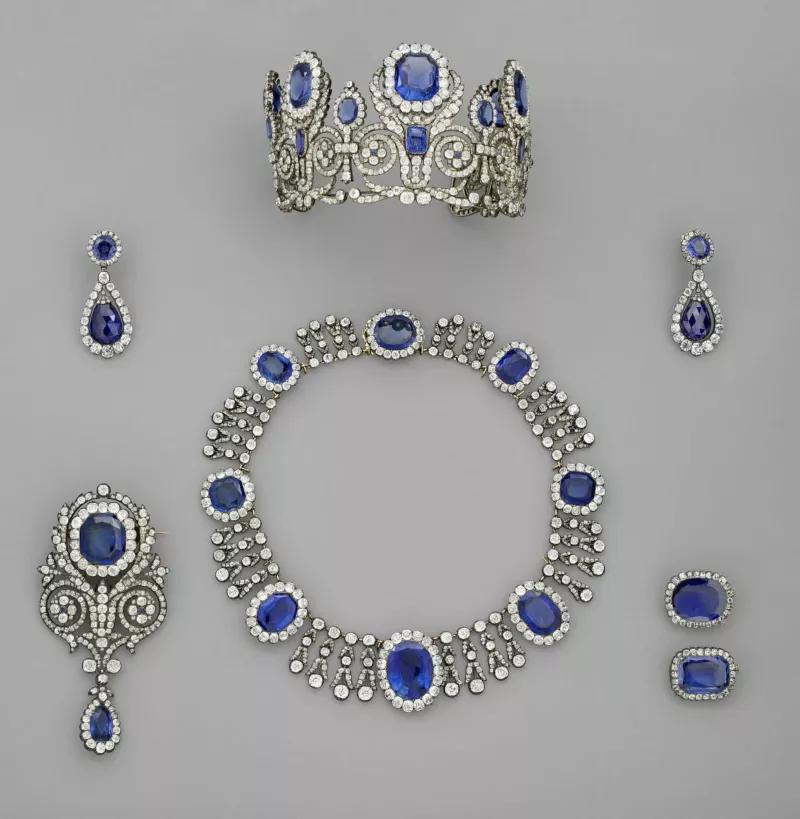 joyas-robadas-louvre-1.jpg