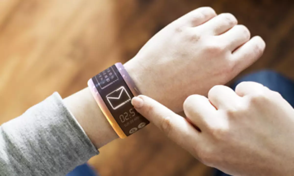 Microsoft contaba con relojes con tecnología SPOT que mostraban noticias, cierres bursáMicrosoft contaba con relojes con tecnología ‘SPOT’ que mostraban noticias, cierres bursátiles y resultados deportivos. (Foto: Tomada de CNNMoney)