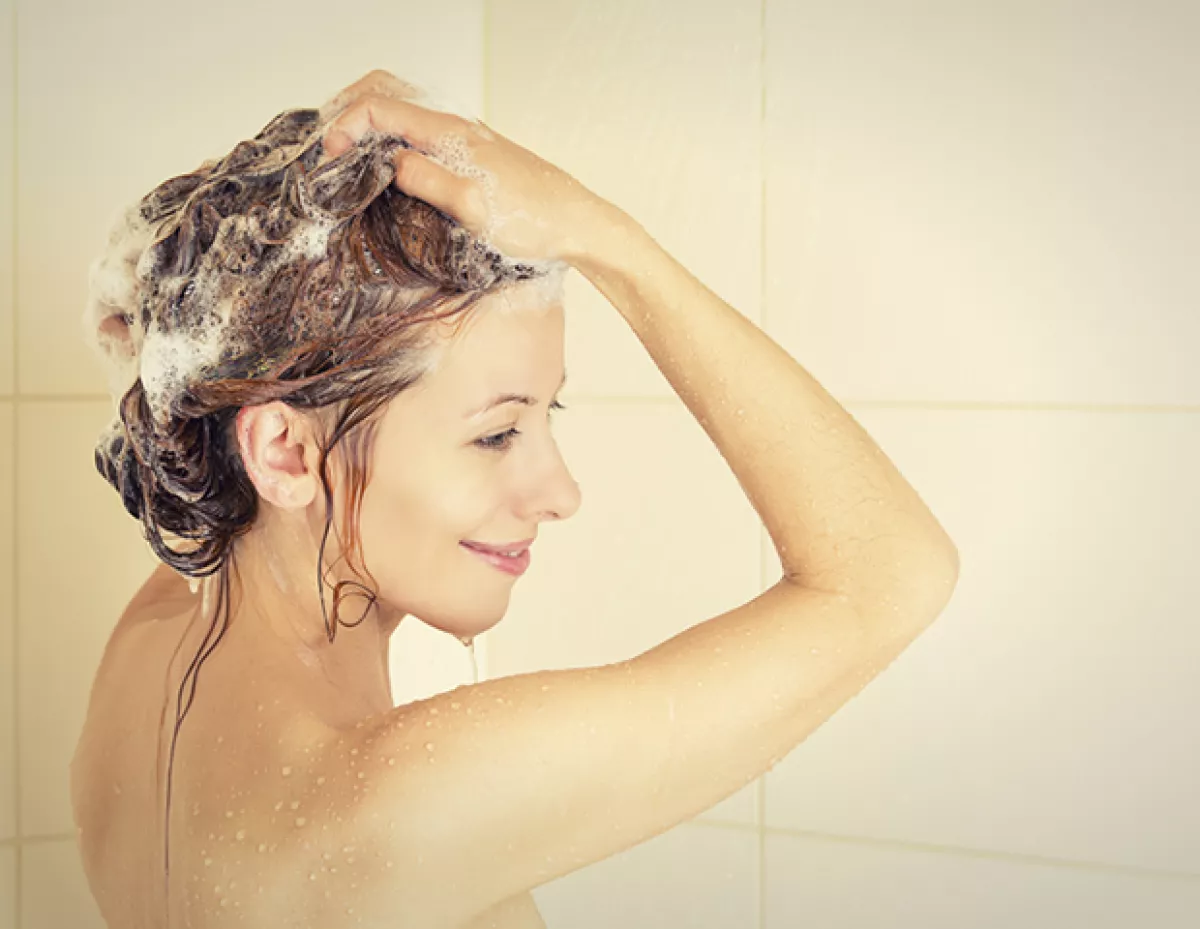 Bañarte por las noches te ahorrará tiempo en la mañana.