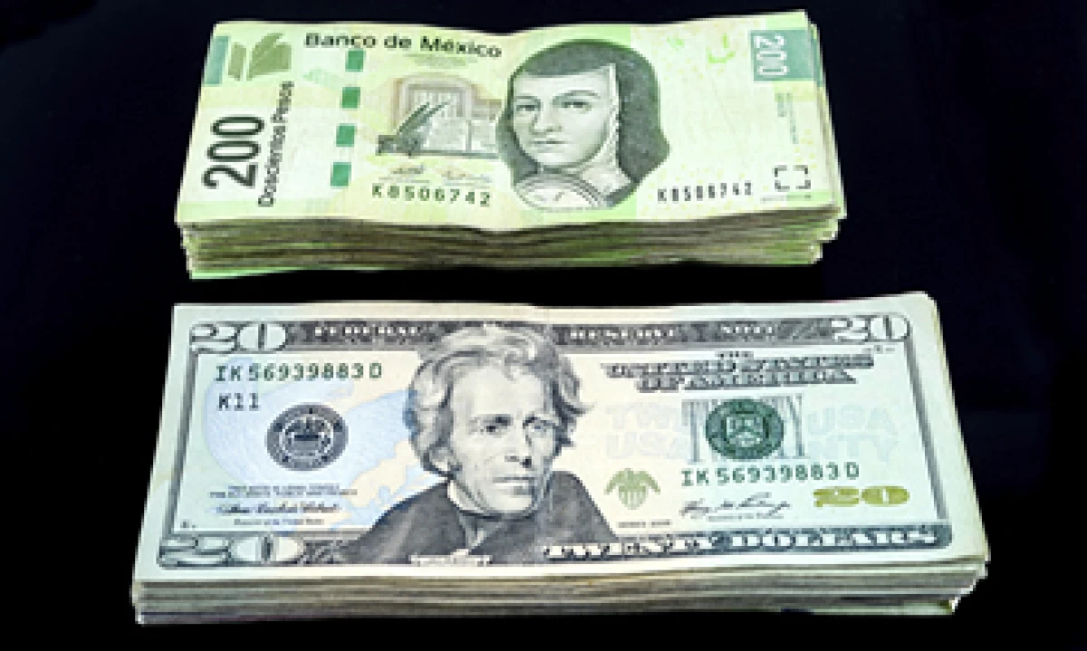 En ventanillas bancarias, el dólar se ubica en 16.30 pesos a la venta. (Foto: iStock by Getty Images.)