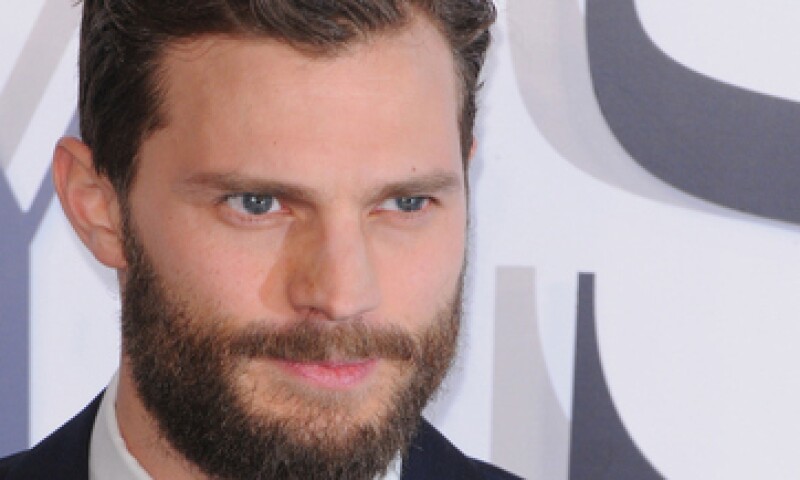 Cincuenta Sombras de Grey recaudó más de 100 mdd en taquillas mundiales durante su fin de semana de estreno. (Foto: Getty Images)