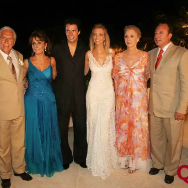 Joaquín Álvarez, Sara Méndez, Enrique Hernández, Laura Álvarez, Guadalupe Guiloche, Enrique Hernández