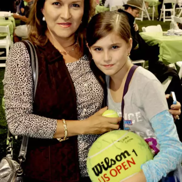 Beatriz Aquino de Cantú y Andrea Cantú