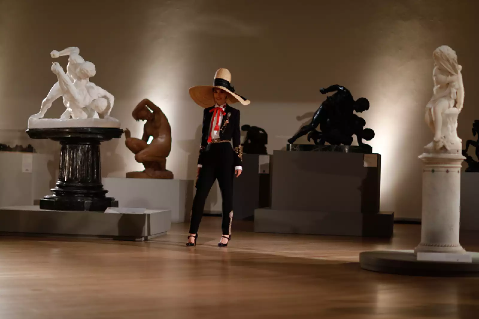 Dolce-Gabbana-Mexico-46