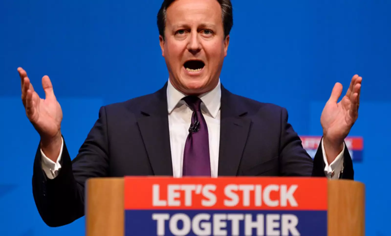 El primer ministro inglés, James Cameron, dijo que respetarán la decisión de Escocia pero ofreció que de quedarse en el Reino darán más autonomía a la región.