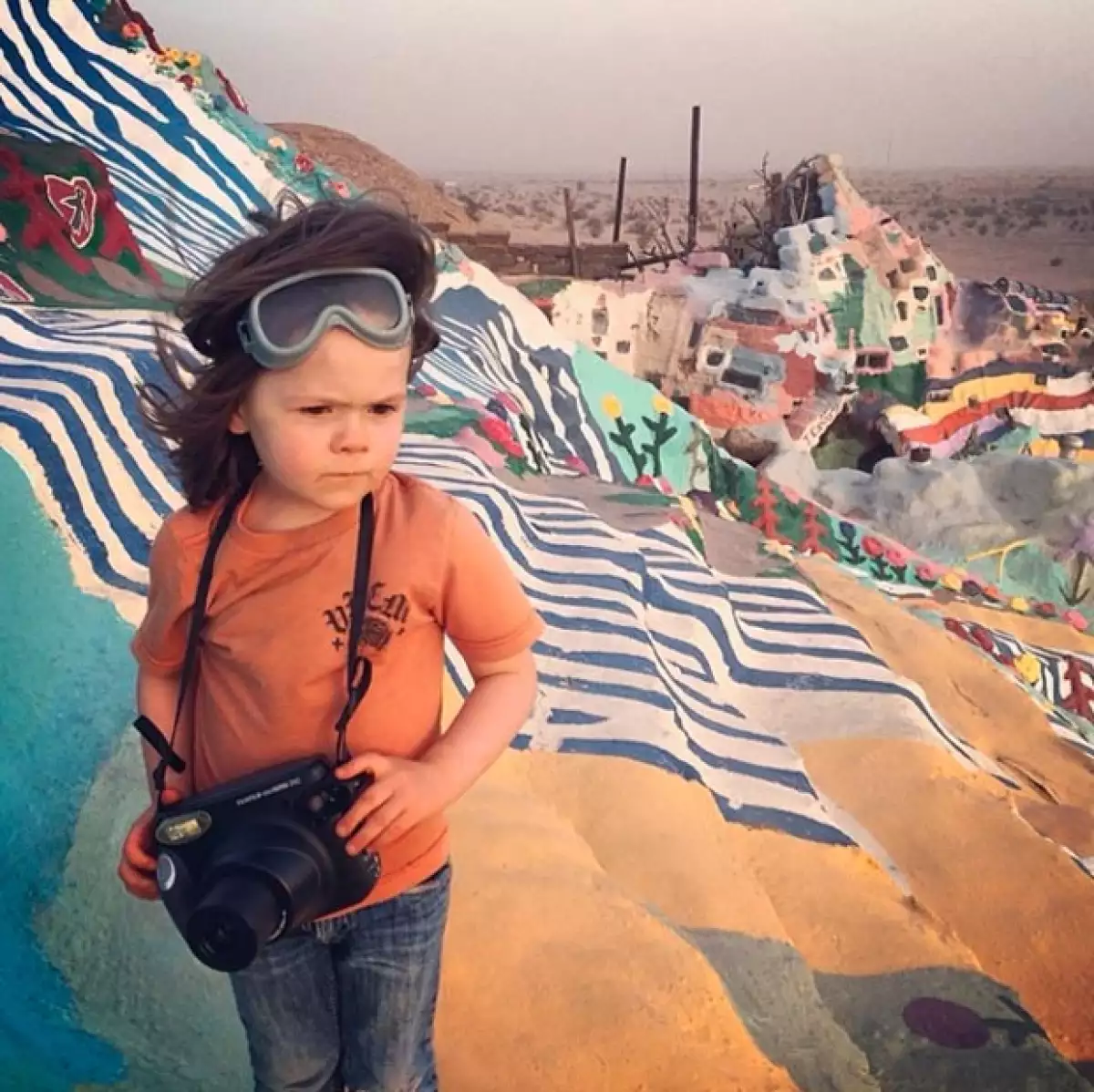 Hawkeye Huey, el niño con miles de seguidores en Instagram, ha causado sensación por ser el fotoreportero más joven de National Geographic.