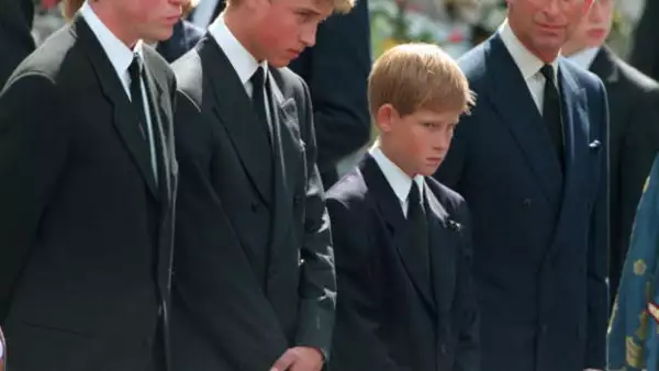 Después de la muerte de Lady Di, se llegó a un acuerdo con los medios de mantener la privacidad de William y Harry.