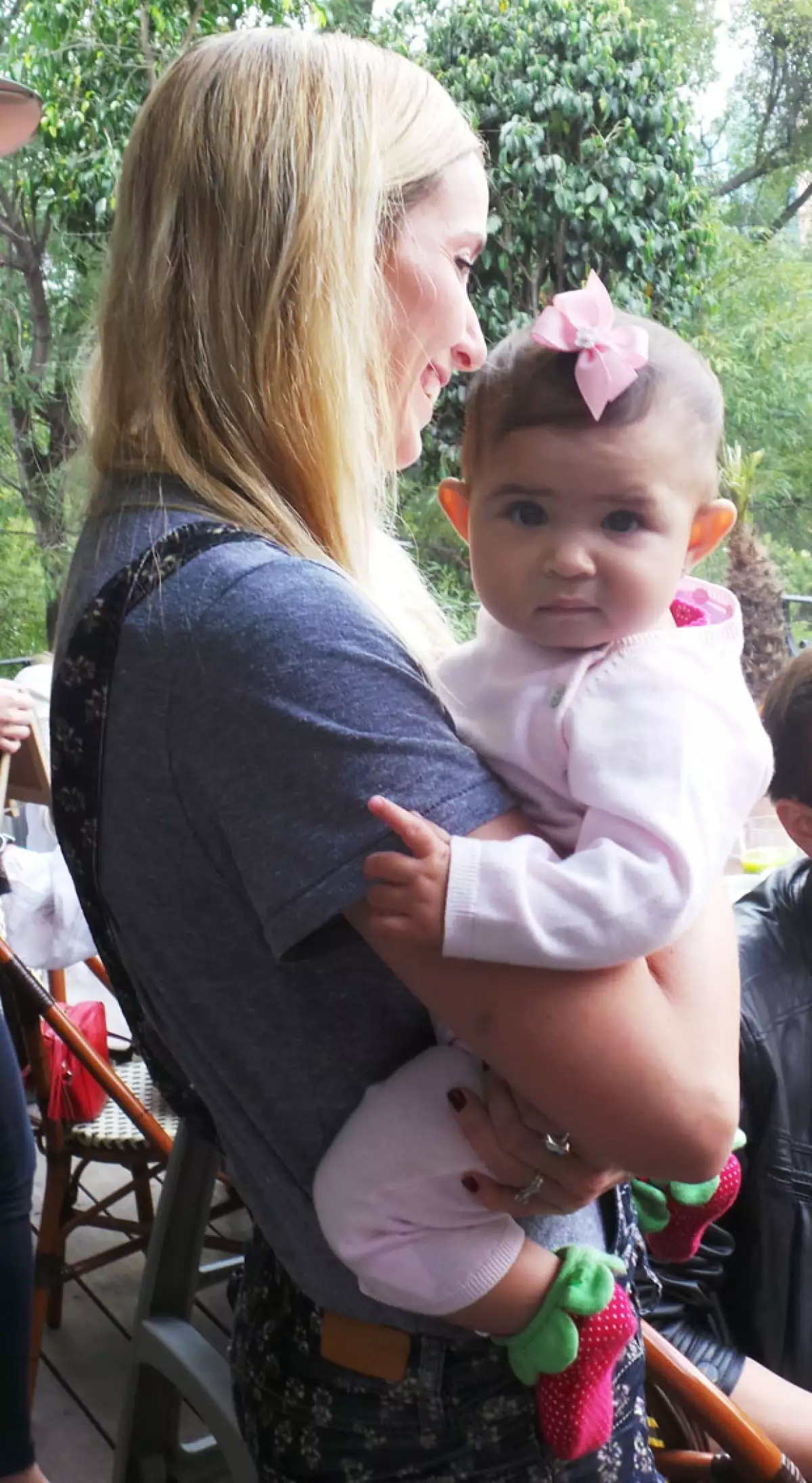 Martina es el retrato fiel de su abuela Pati Chapoy, dice Manne.