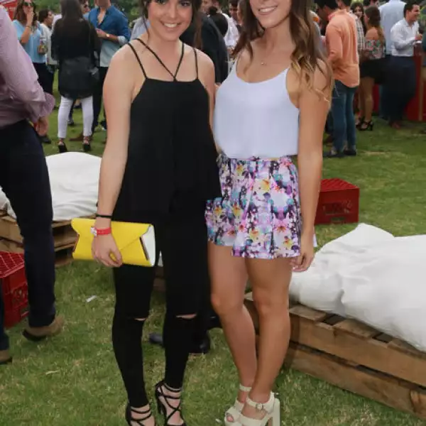 Nicole Winsnes y Paulina Angulo
