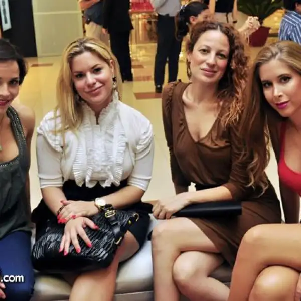 Mine Cavazos,Cecilia Lazo,Verónica Meza y Dany Willis