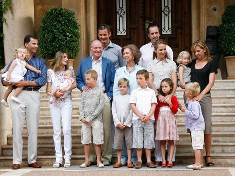 Retrato oficial de la familia.