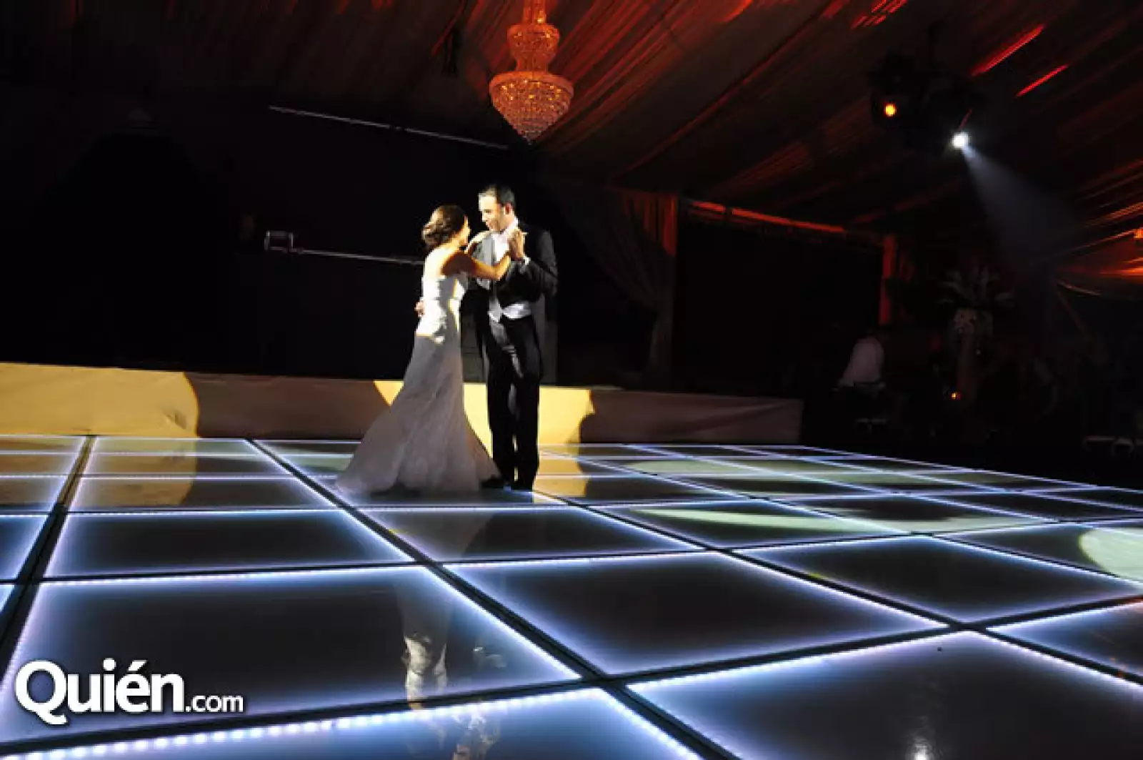 Mónica Ruiz,Bernardo Martínez