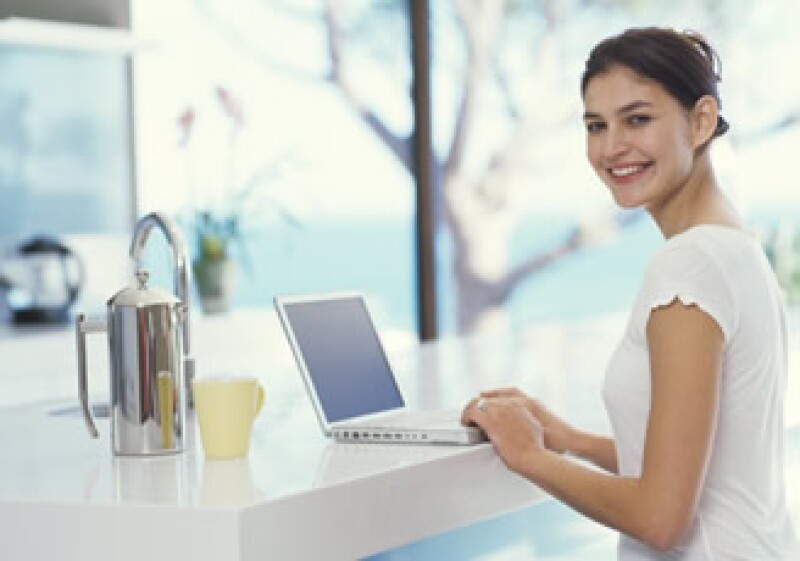 Un modelo de trabajo independiente te ofrece libertad para escoger tus horarios y proyectos. (Foto: Jupiter Images)