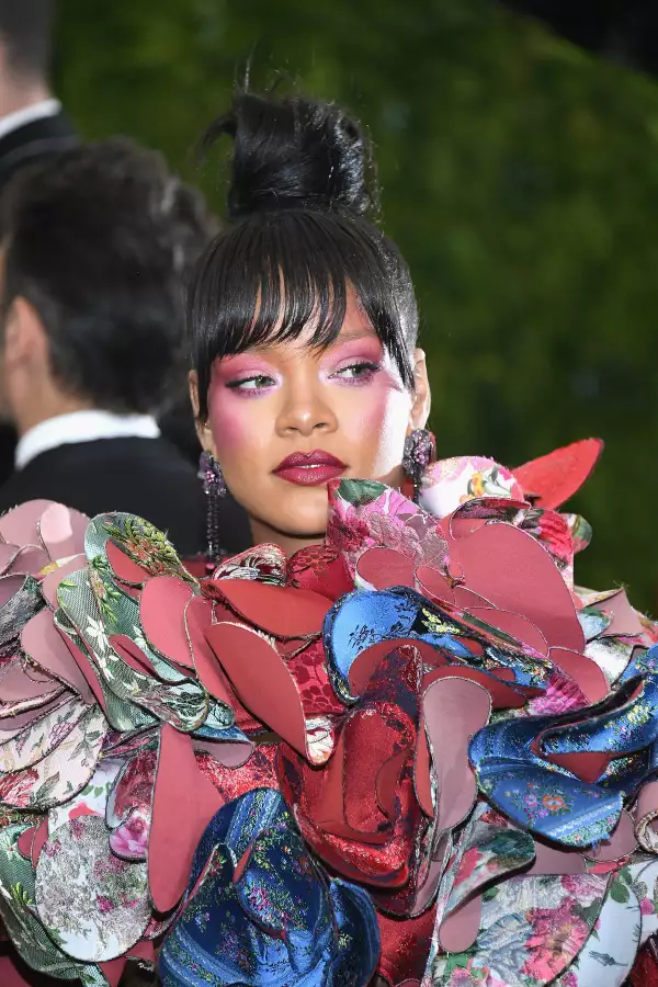 rihanna en la met gala