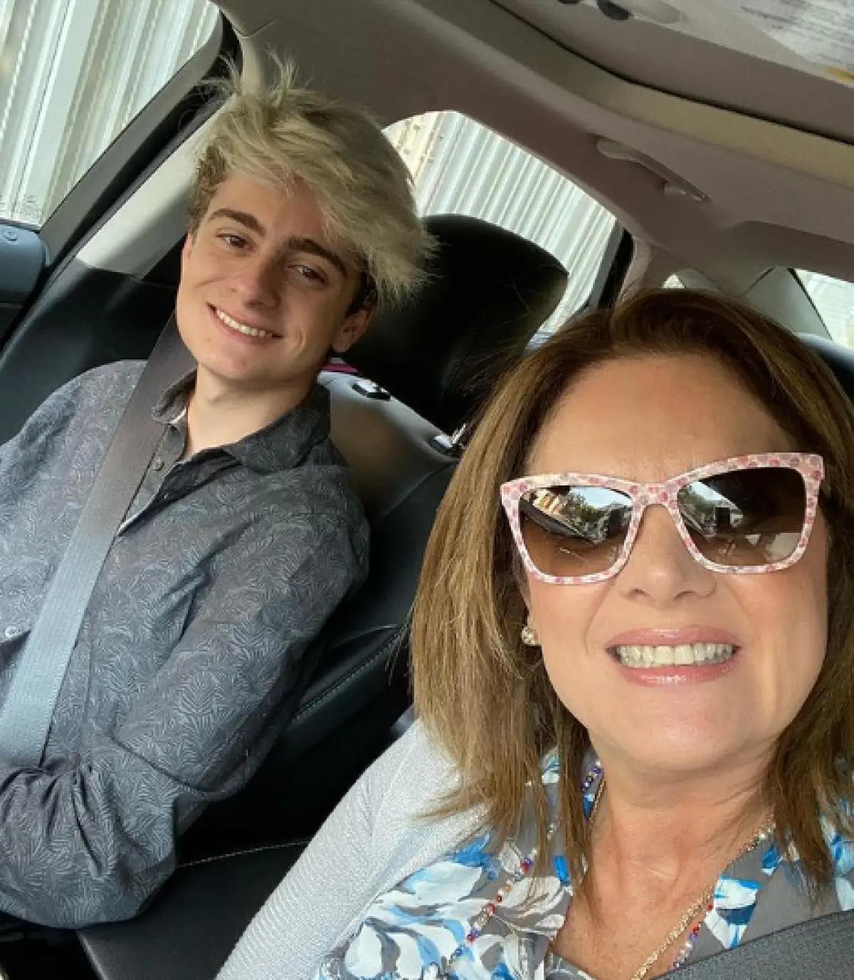 Nicolás y Erika Buenfil