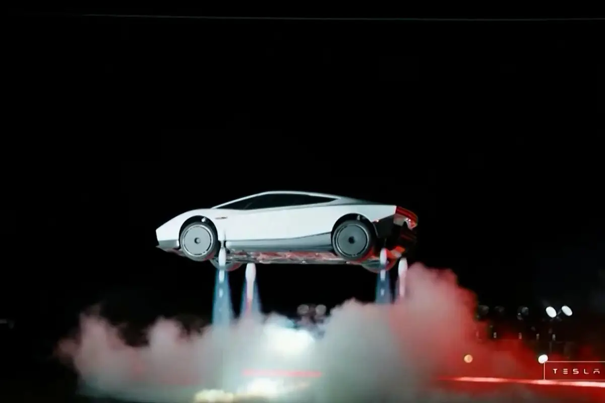 El Tesla Roadster salió disparado desde una rampa y aterrizó sobre sus ruedas durante una demostración que busca acercar el concepto de los autos voladores.