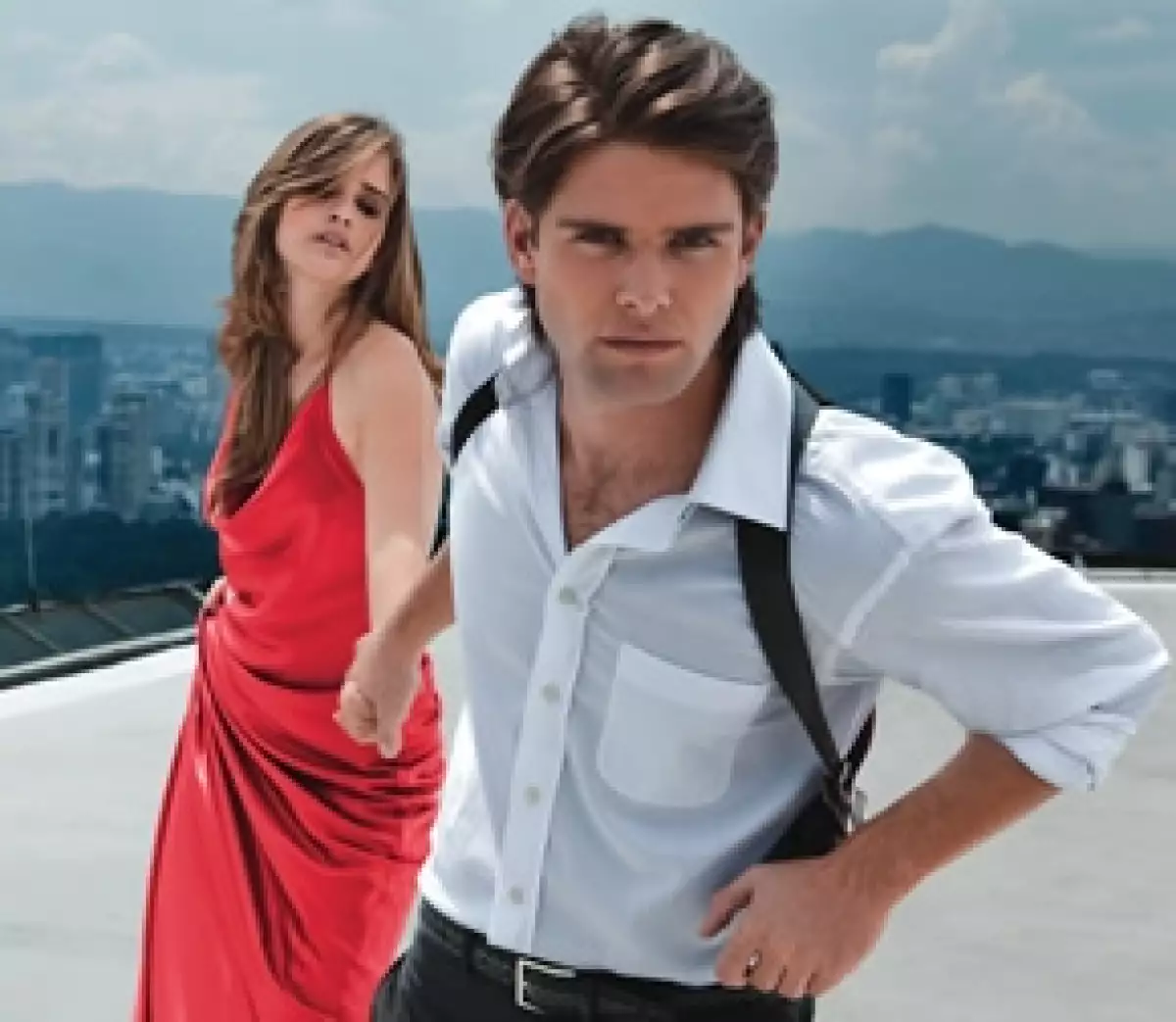 El hermano menor de Jacky se caracteriza no sólo por ser guapo, sino por su sencillez. Estudia Negocios en el Tec de Monterrey y hace ejercicio todos los días.