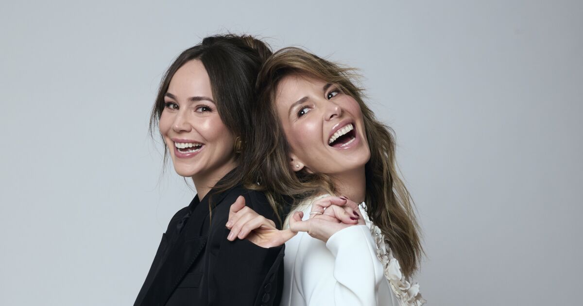 Camila Sodi y Aurora Papile llevan su complicidad a la pantalla